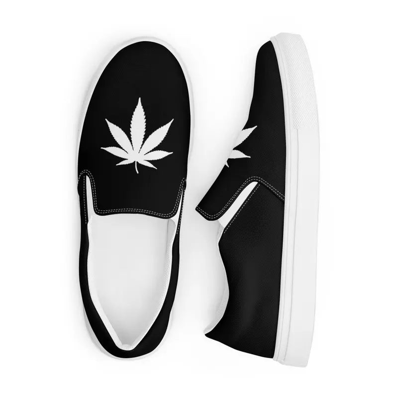 Cannabis POT 4:20 Stoner Hippie Marijuana Concert Black & White Men’s slip-on canvas shoes